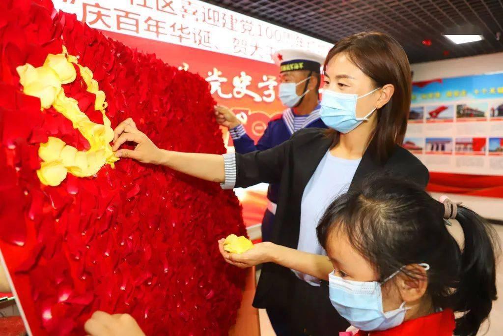 小猫钓鱼游戏龙王版有船